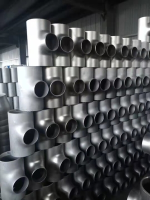 Tê thép không gỉ ASTM A234 Sch40 Sch80 50mm 100mm 1000mm Phun cát