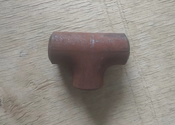 ASME B16.9 Thép carbon Giảm Tee Sch40 ASTM A234 Wpb Mông hàn Tee