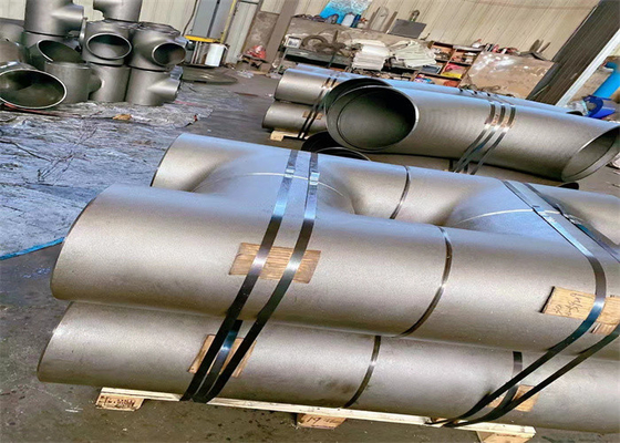 SCH20 Tee thép carbon thẳng DN50 3 4 Tee phù hợp với đầu vát
